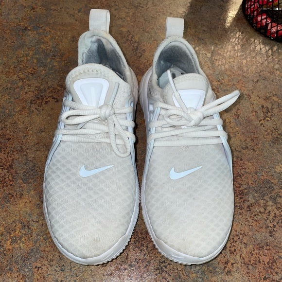 Nike Shoes - Nike shoes